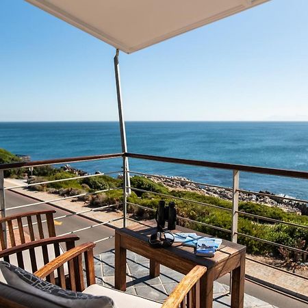 Whalesong Lodge Gansbaai Buitenkant foto