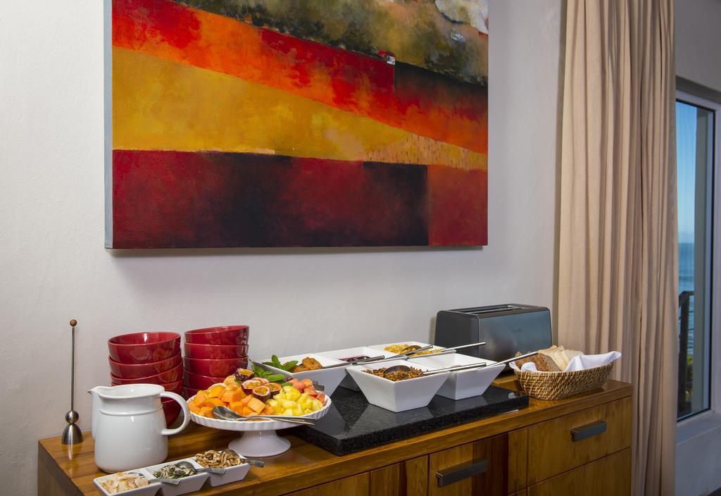 Whalesong Lodge Gansbaai Buitenkant foto
