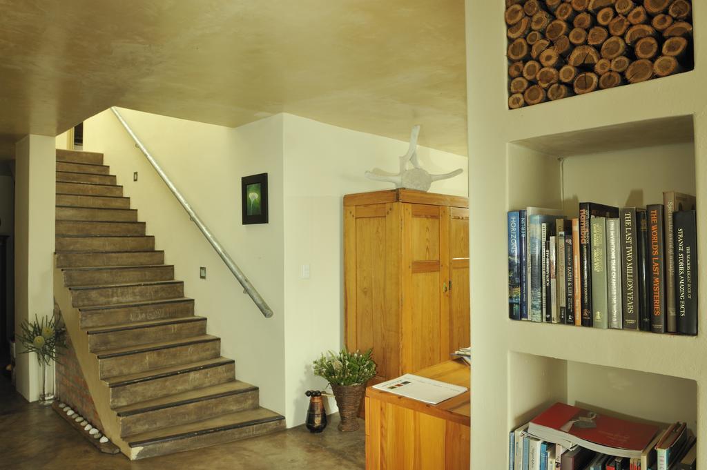 Whalesong Lodge Gansbaai Buitenkant foto