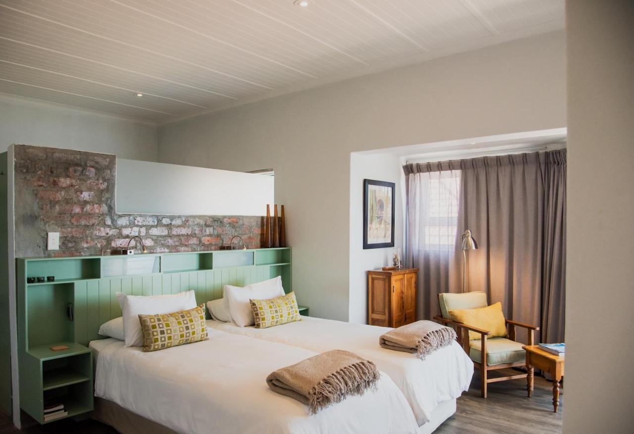 Whalesong Lodge Gansbaai Buitenkant foto
