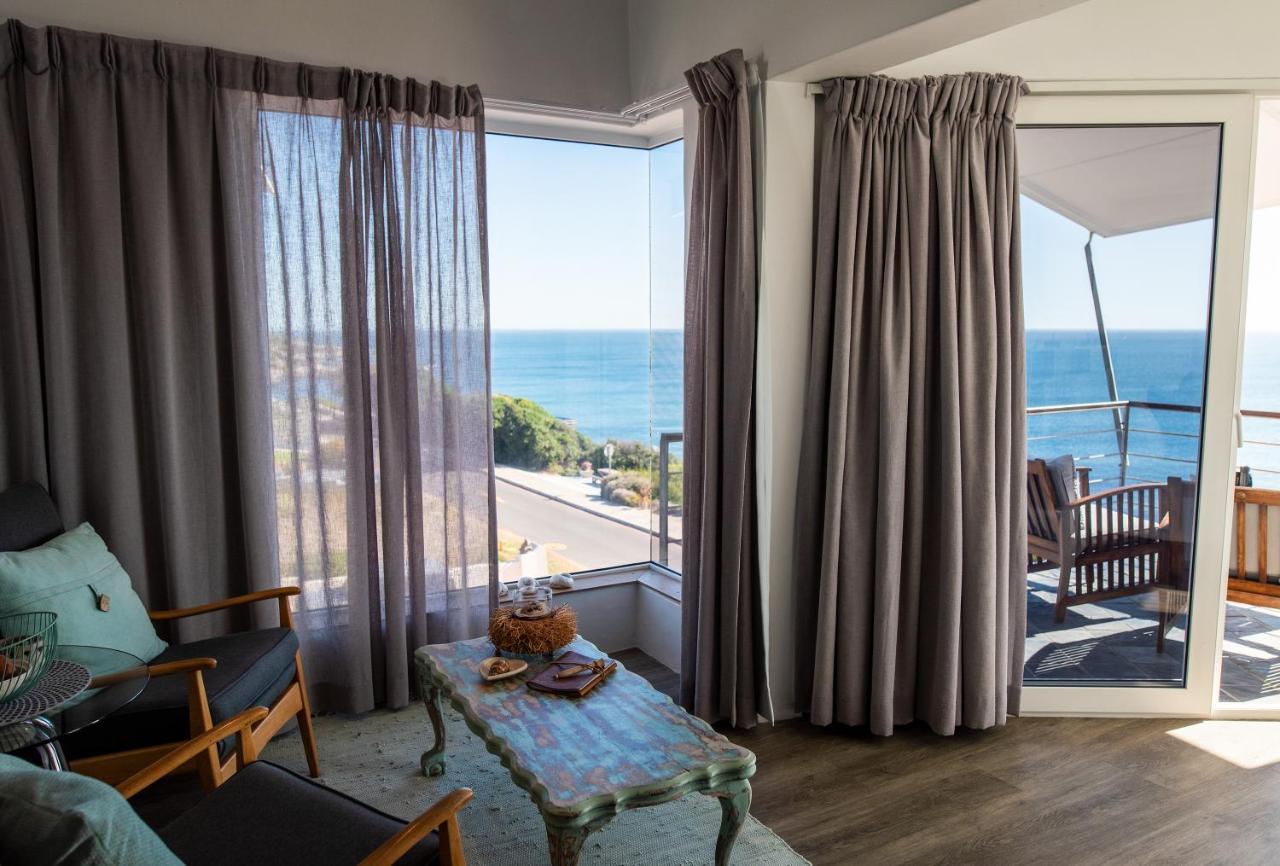 Whalesong Lodge Gansbaai Buitenkant foto