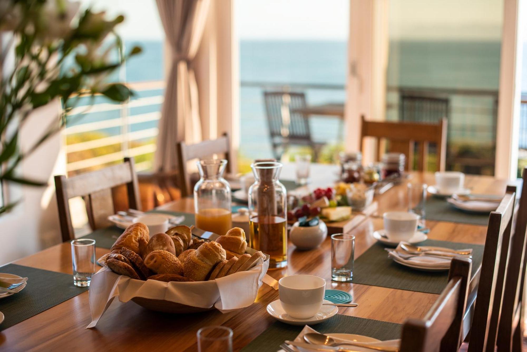 Whalesong Lodge Gansbaai Buitenkant foto