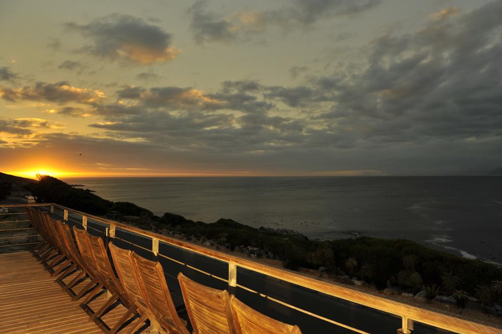 Whalesong Lodge Gansbaai Buitenkant foto