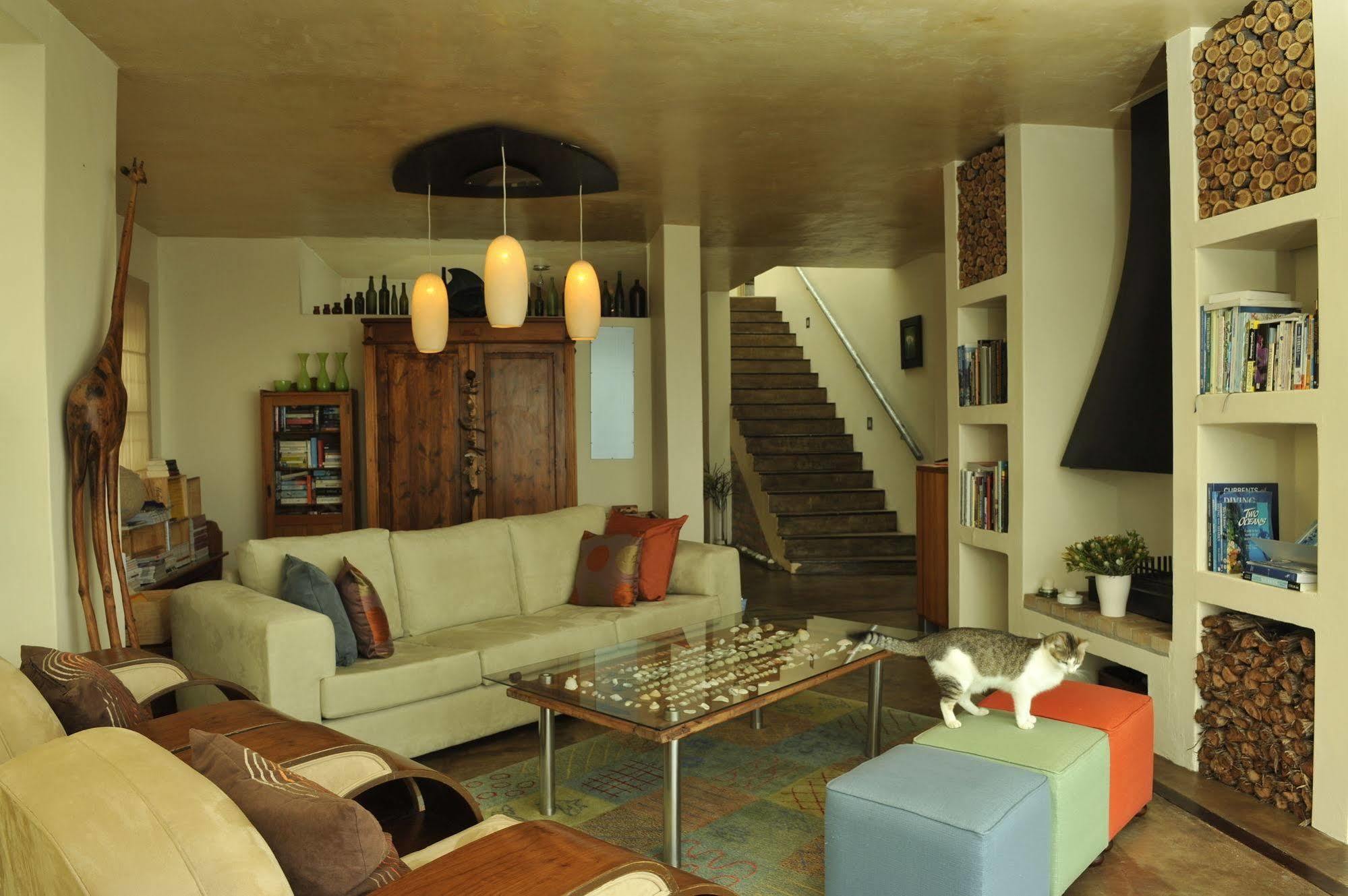 Whalesong Lodge Gansbaai Buitenkant foto